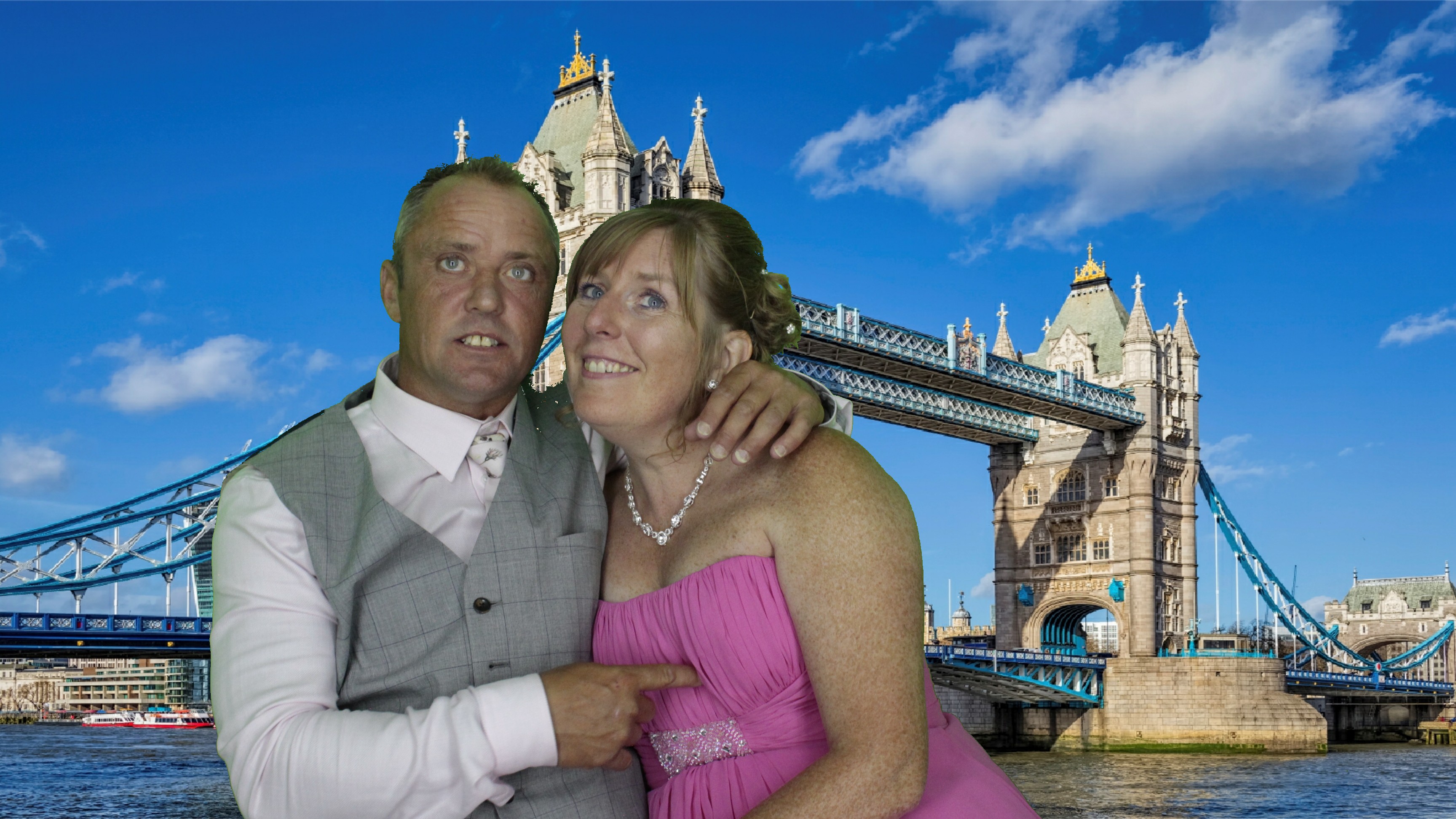 Alan & Maddie | View more photos from the event at gallery.myphotoboothexperience.co.uk/u/MyPhotoBoothExperienceLtd/Alan-Maddie
